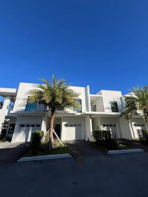 2526 Pierce Street # 10, Hollywood FL 33020