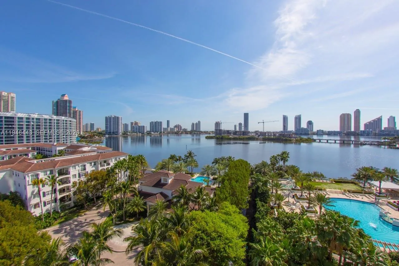 2 bedroom 2 bath for sale at 3301 NE 183rd St # 902, Aventura FL 33160