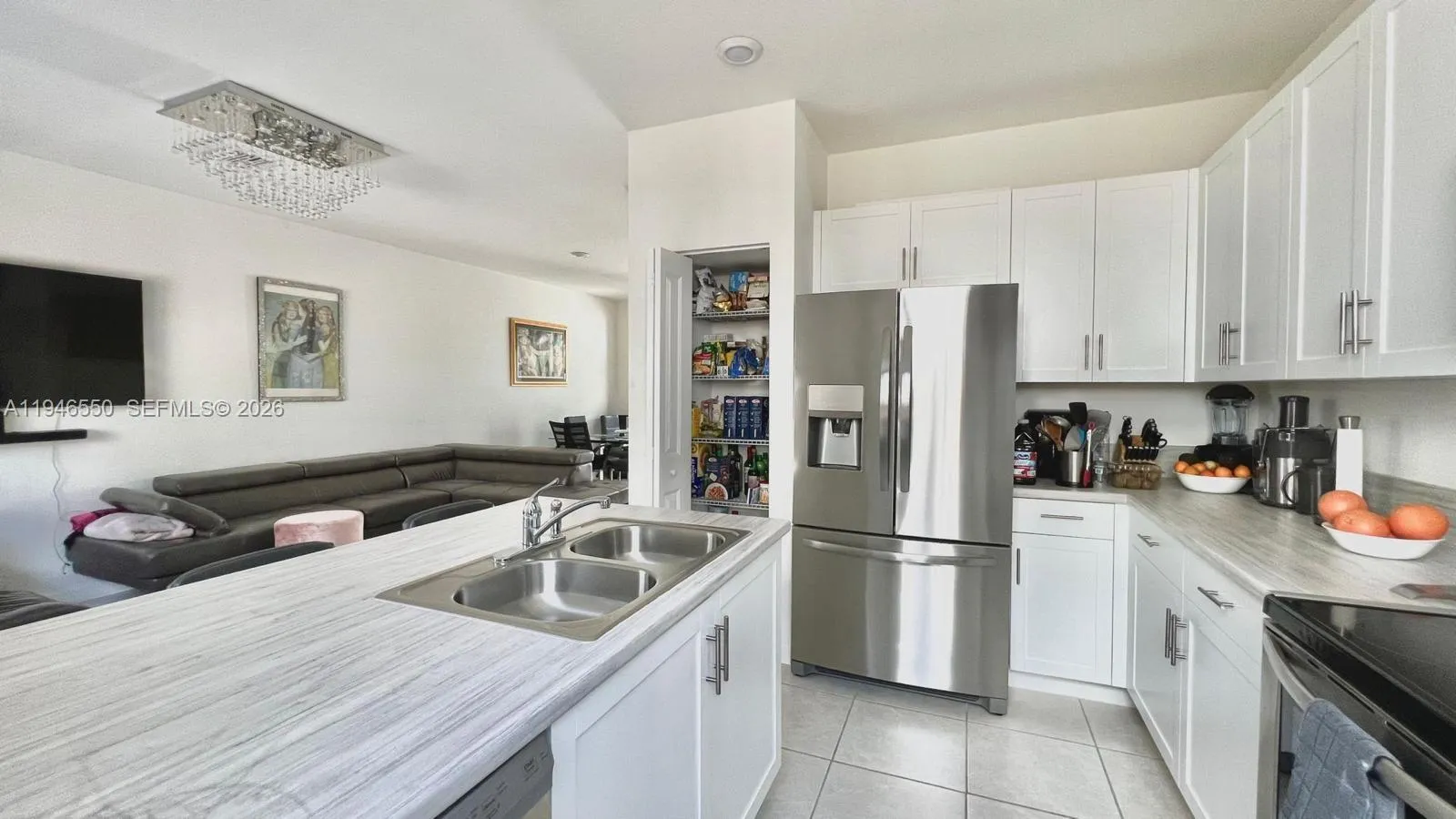 2677 SE 13th Ct, Homestead FL 33035