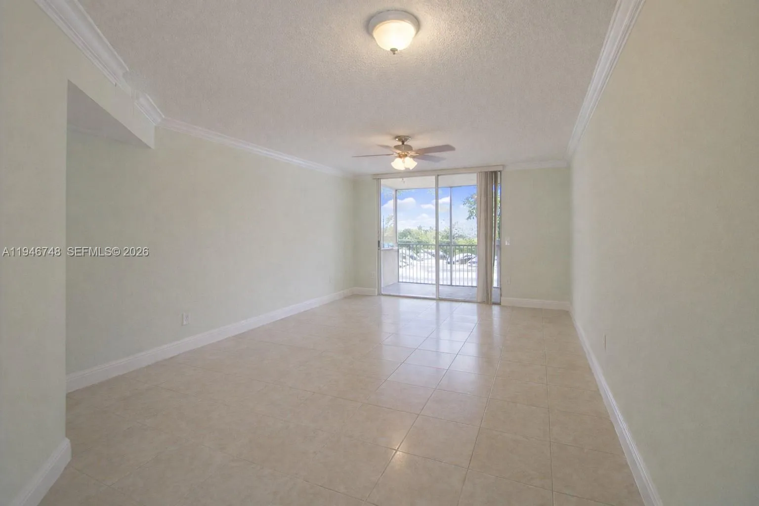 8343 Lake Dr # 207, Doral FL 33166