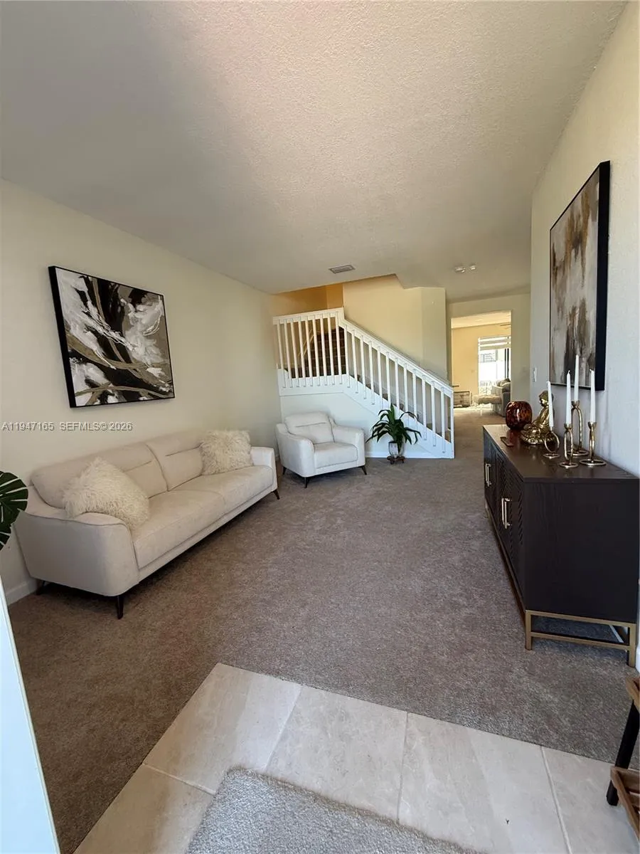 11094 W 33rd Way, Hialeah FL 33018