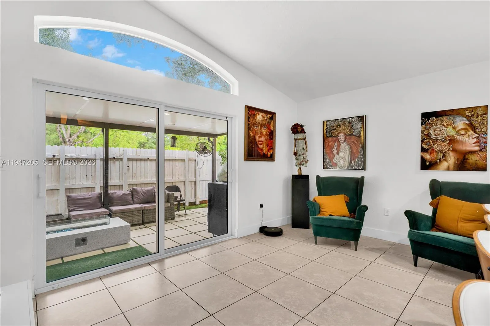 3 bedroom 2 bath for sale at 1959 SE 10th St, Homestead FL 33035