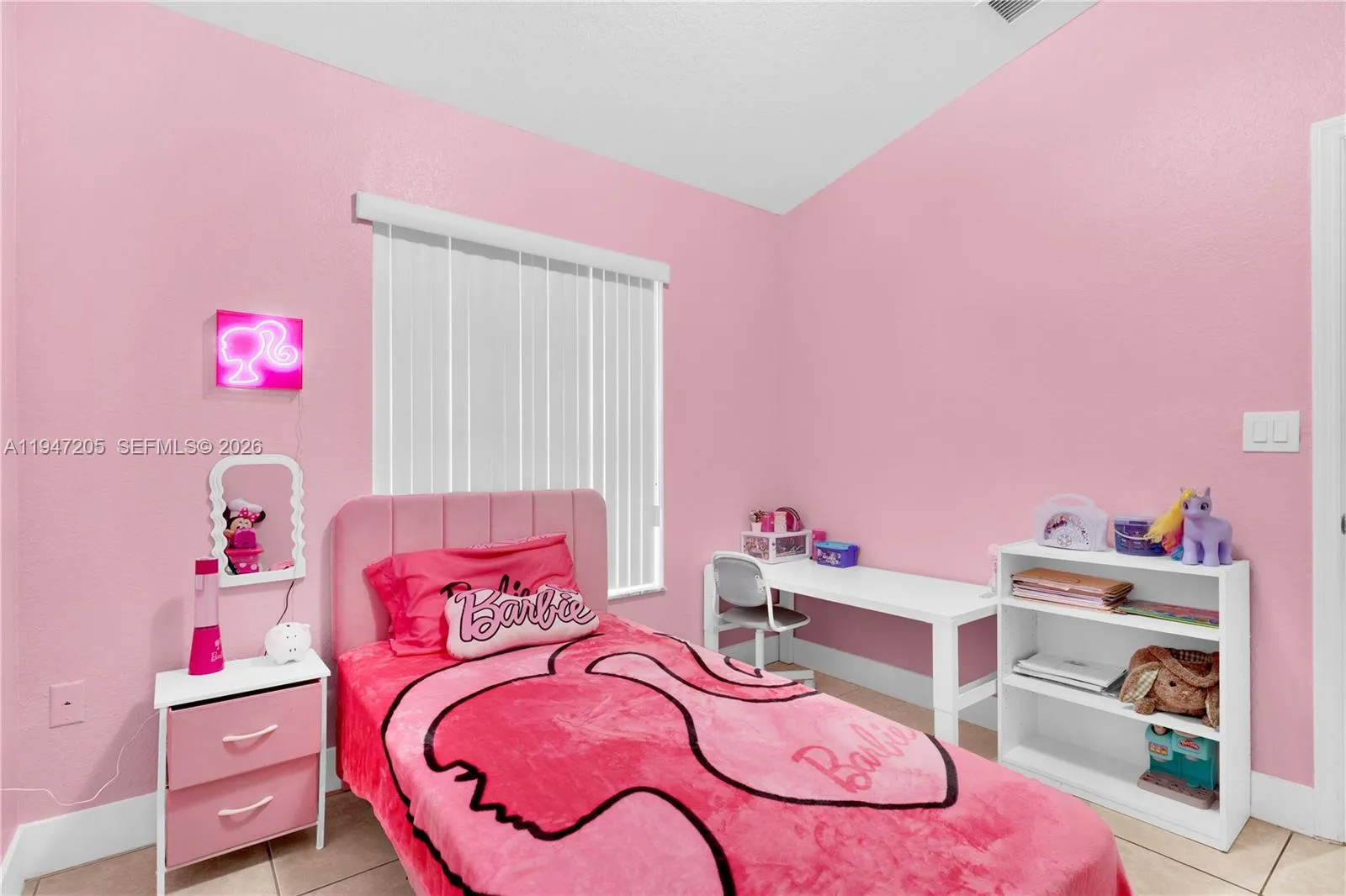 1959 SE 10th St, Homestead FL 33035