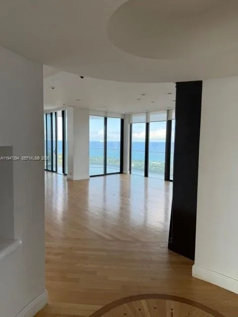 5 bedroom 7 bath for sale at 19707 Turnberry Way # 4, Aventura FL 33180