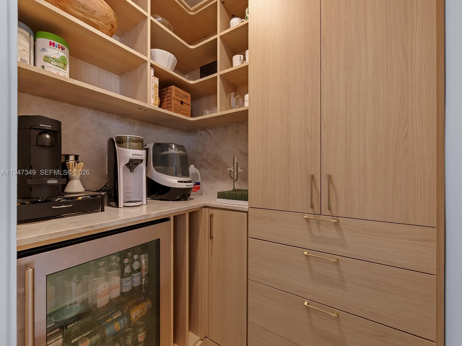 2678 Tigertail Ave # 1806, Miami FL 33133