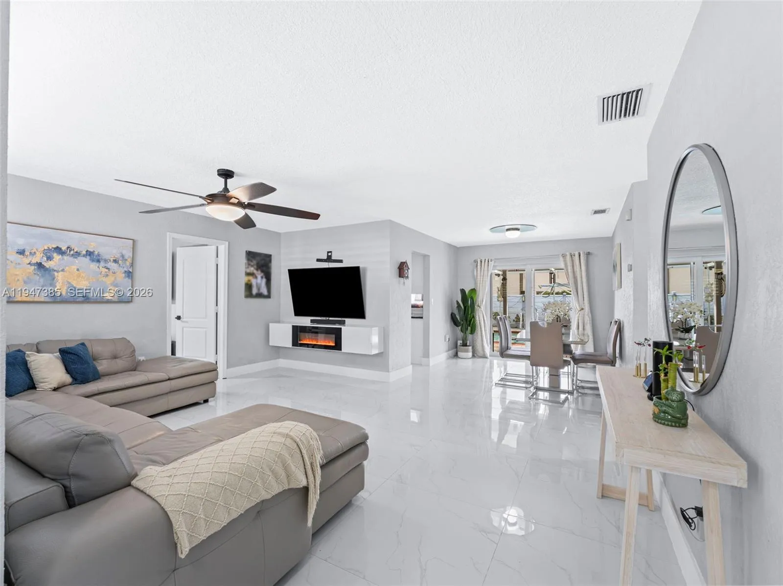 2050 NW 83rd Ave, Sunrise FL 33322