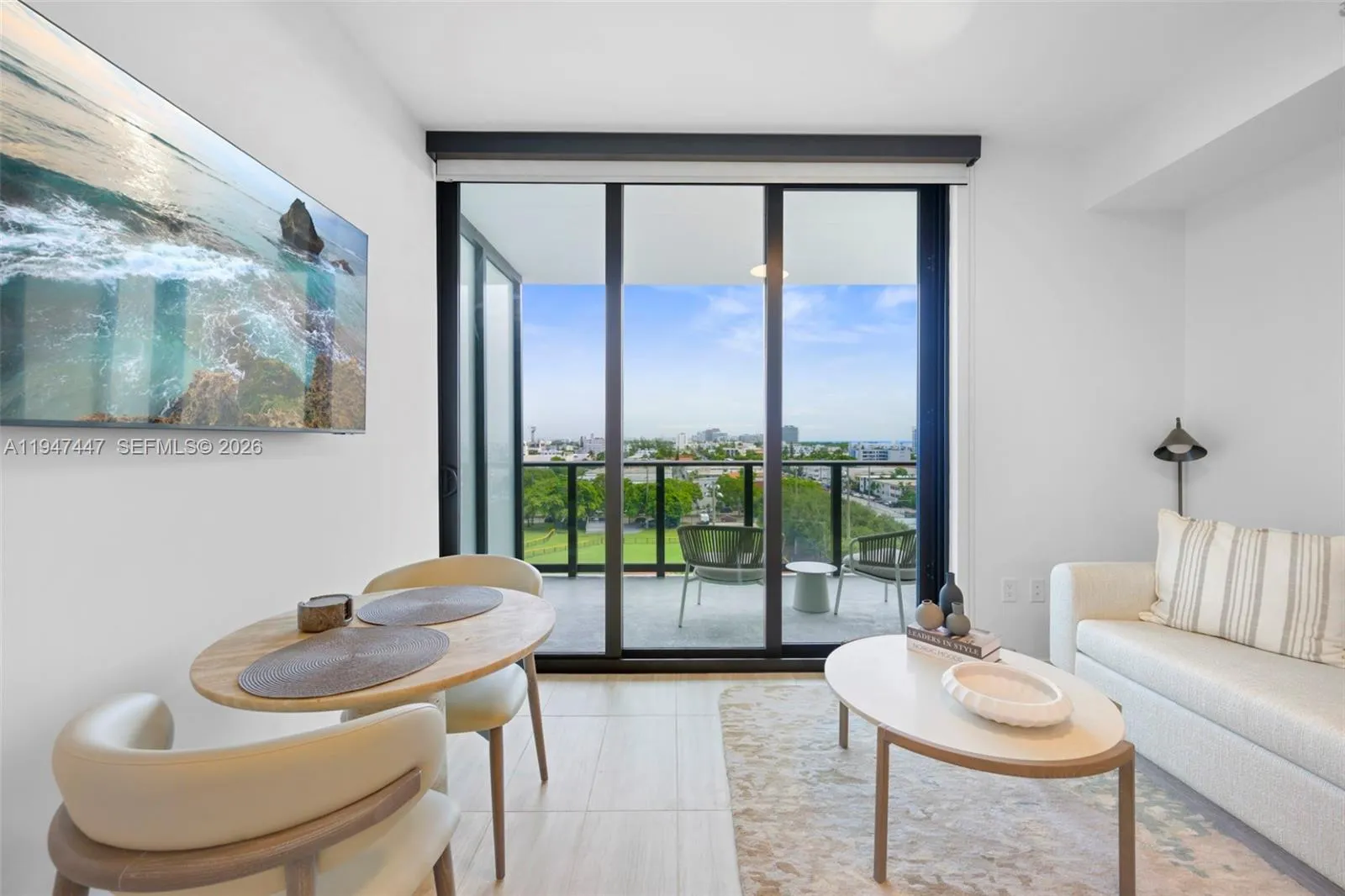 580 72nd # 611, Miami Beach FL 33141