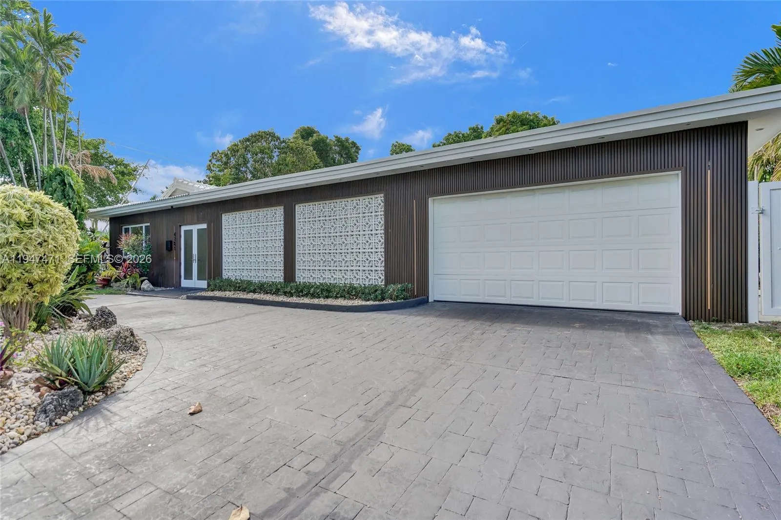 4731 Pierce St, Hollywood FL 33021