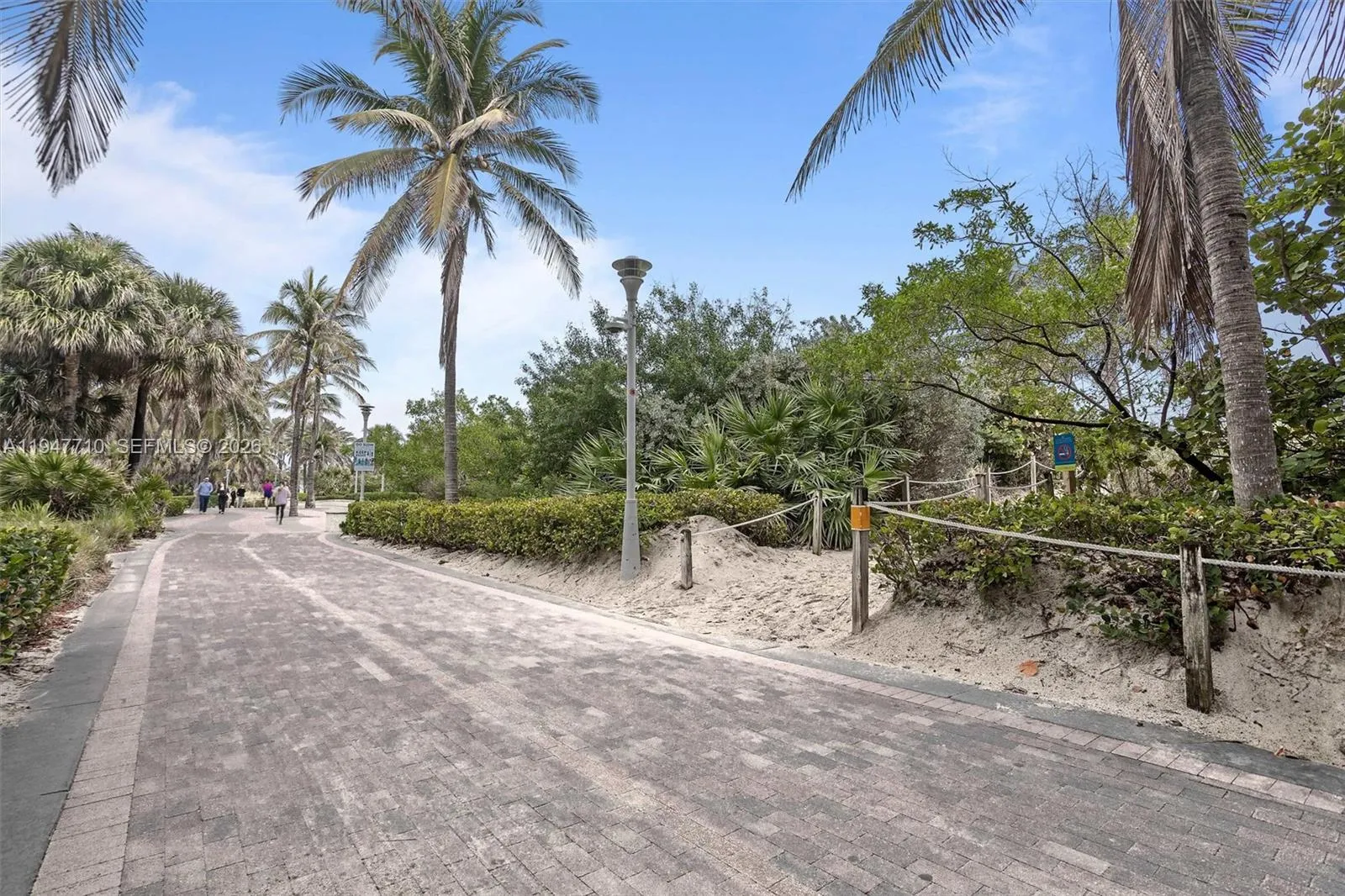 1623 Collins Ave # 812, Miami Beach FL 33139