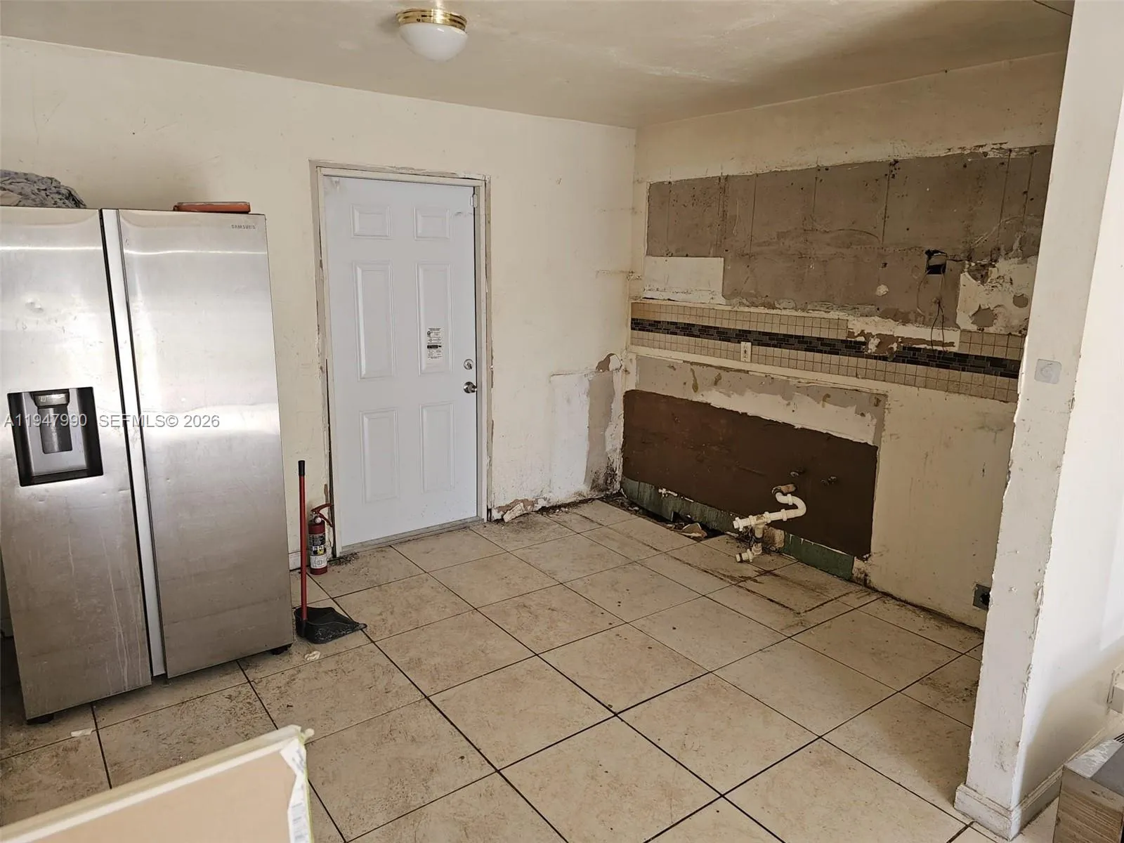 2243 Mayo St, Hollywood FL 33020