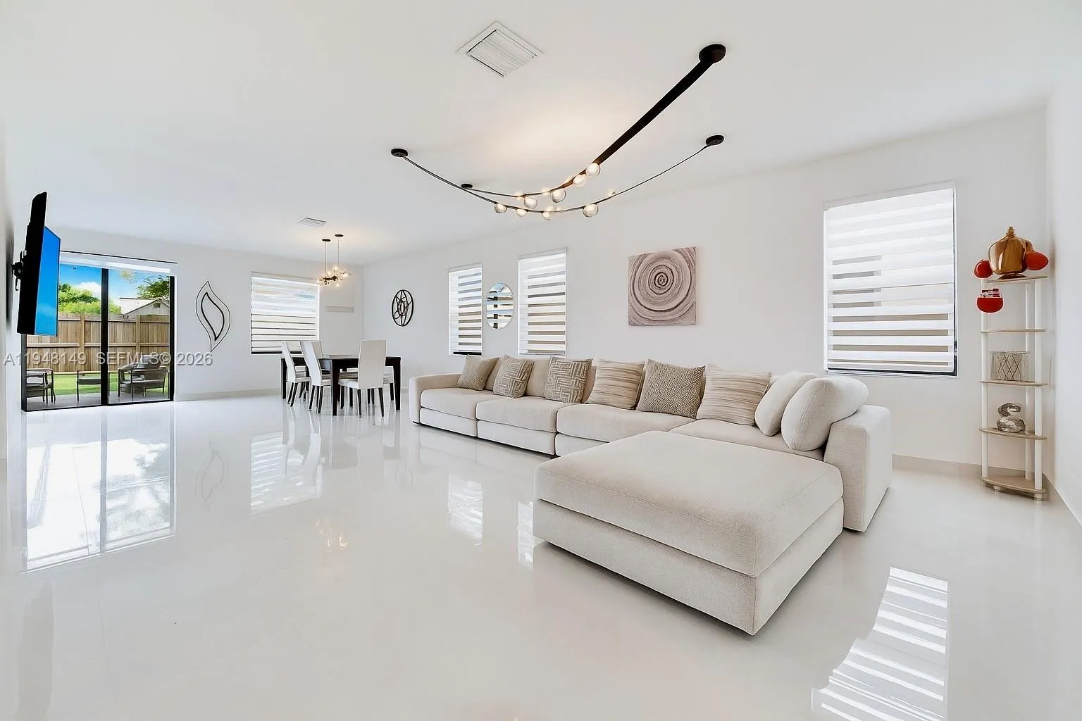 3 bedroom 3 bath for sale at 11711 SW 254th St, Homestead FL 33032