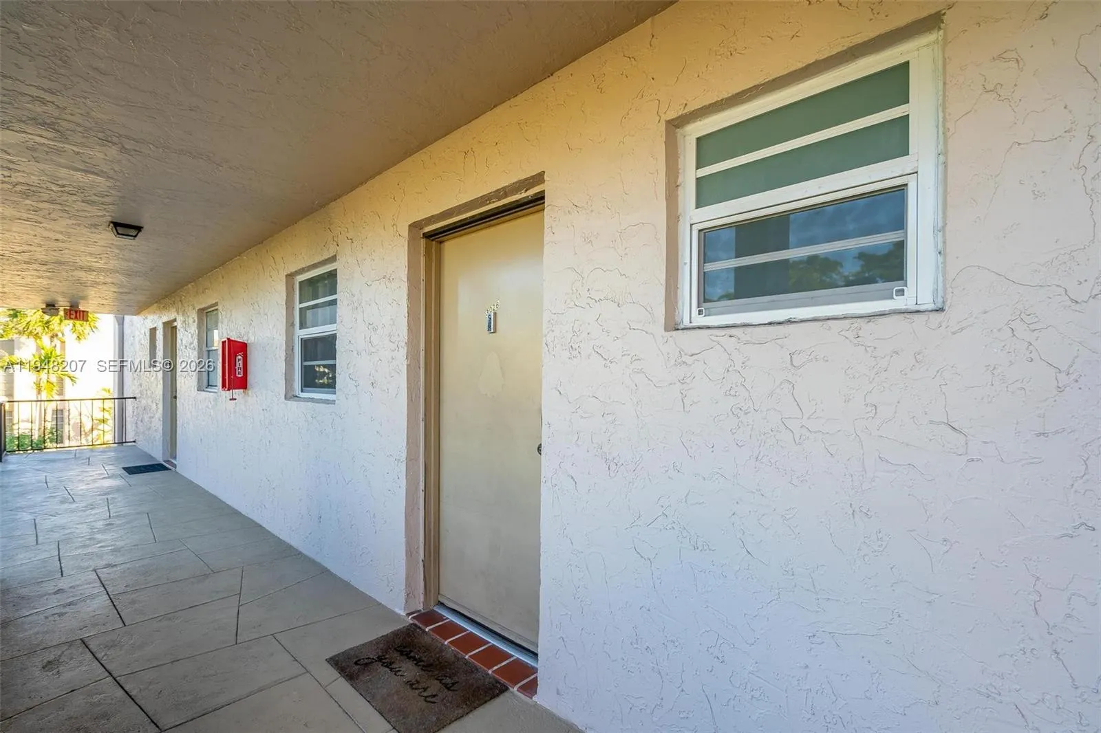 469 N Pine Island Rd # B302, Plantation FL 33324