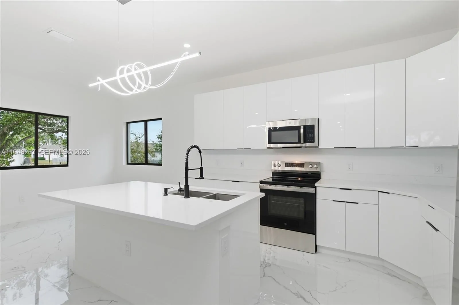 3 bedroom 2 bath for sale at 161 Blackstone Dr., Fort Myers FL 33913