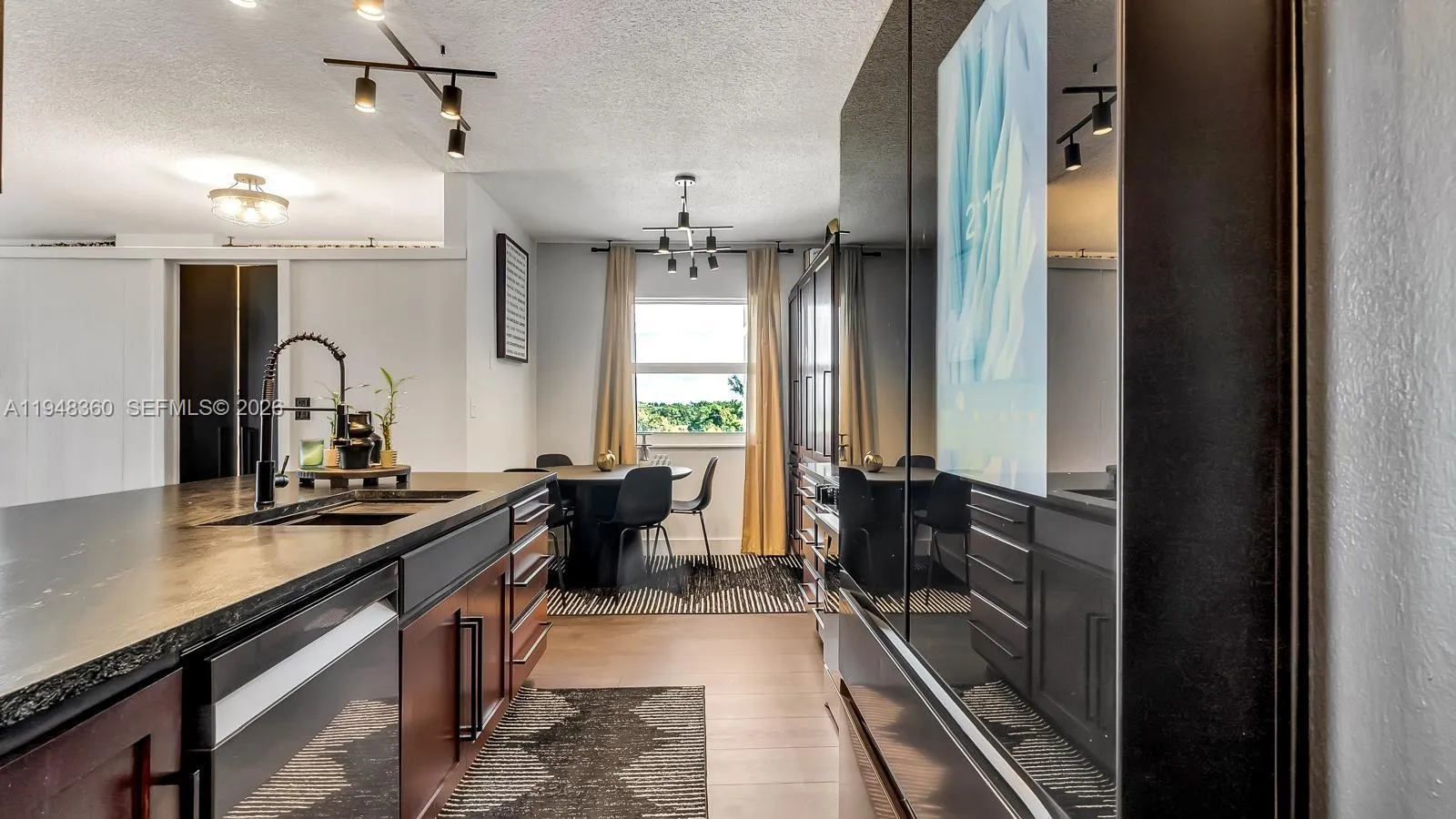 3800 Hillcrest Dr # 401, Hollywood FL 33021