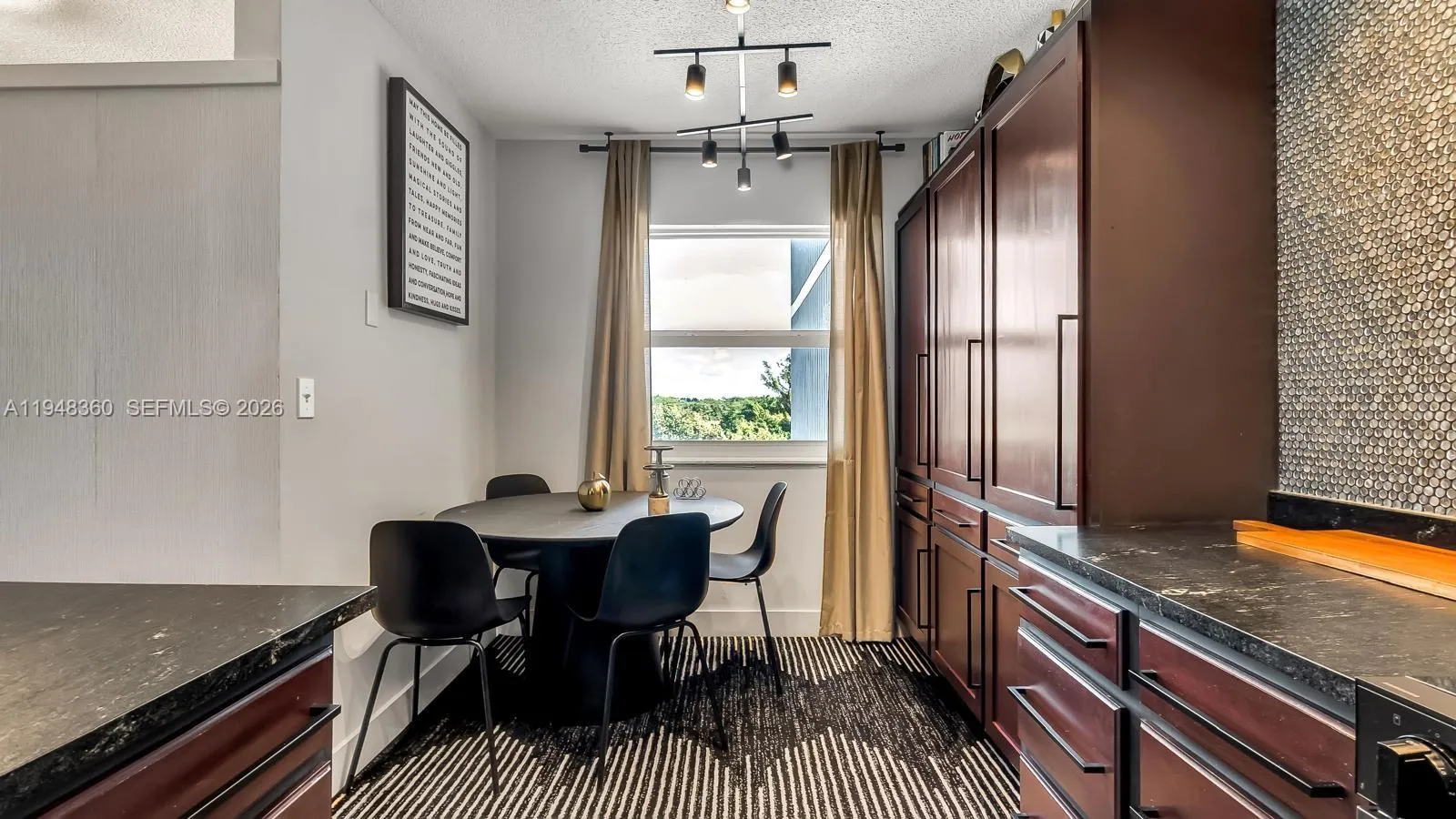 3800 Hillcrest Dr # 401, Hollywood FL 33021