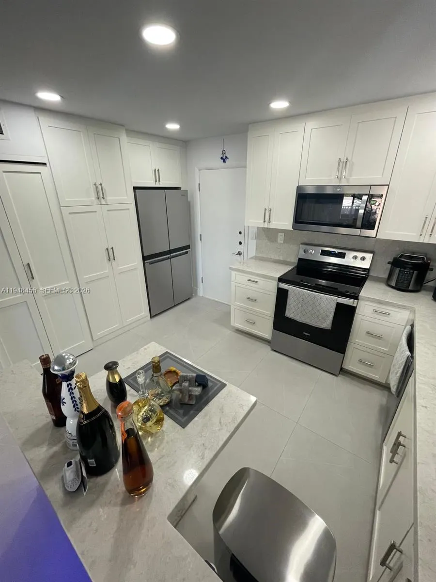 1401 S Ocean Dr # 302, Hollywood FL 33019