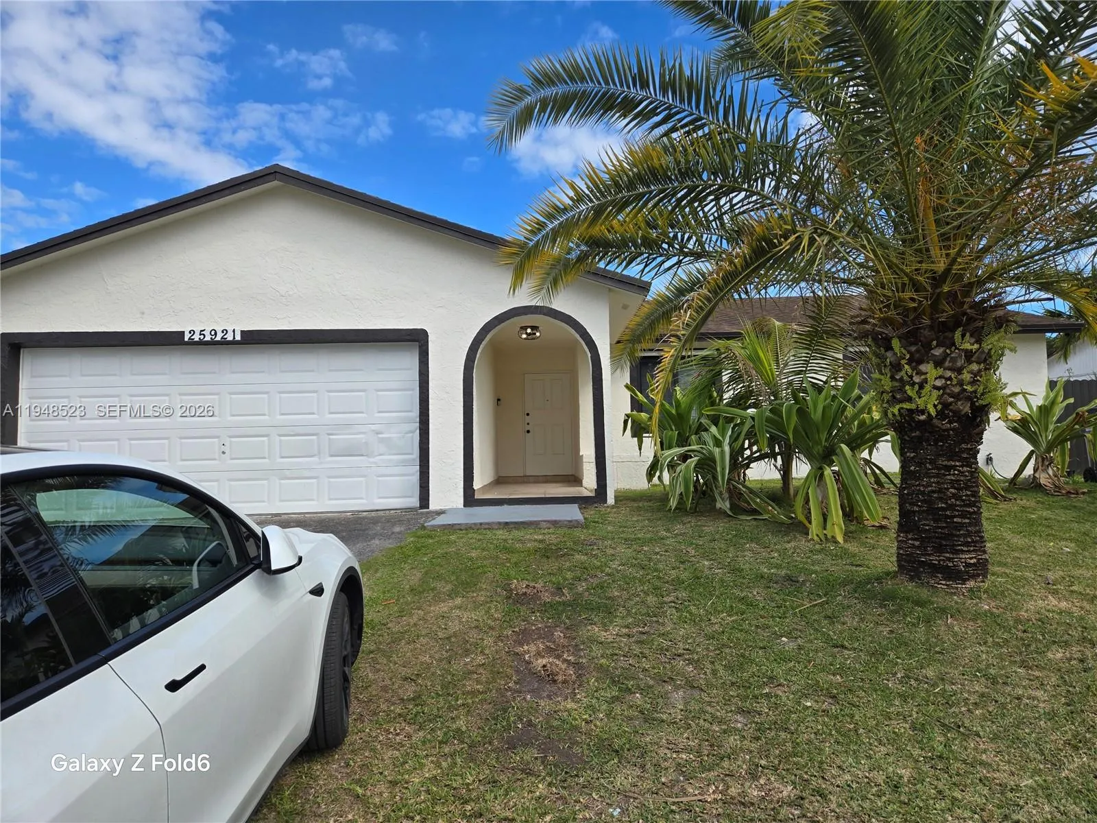 3 bedroom 2 bath for sale at 25921 SW 130th Ave, Homestead FL 33032