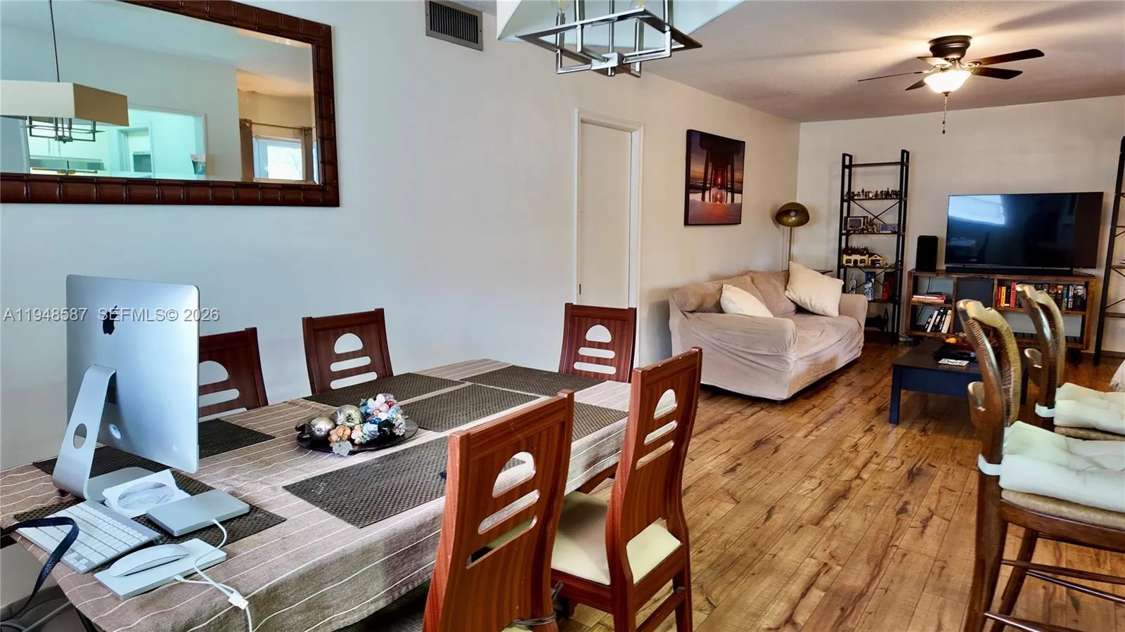 412 S Luna Ct # 11, Hollywood FL 33021