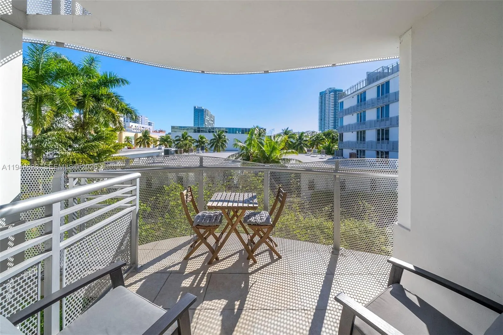 2155 Washington Ct # 303, Miami Beach FL 33139