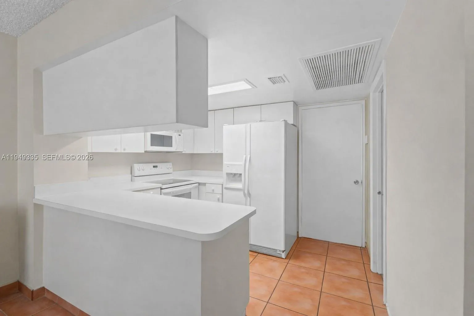 2178 W 60th St # 18111, Hialeah FL 33016