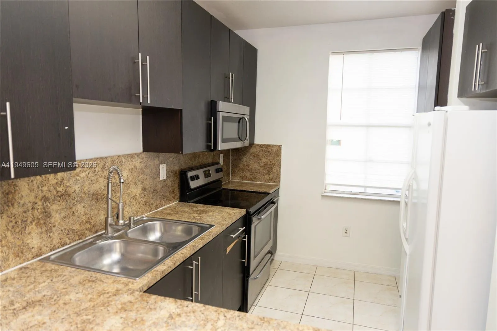 761 SE 2nd St, Homestead FL 33030