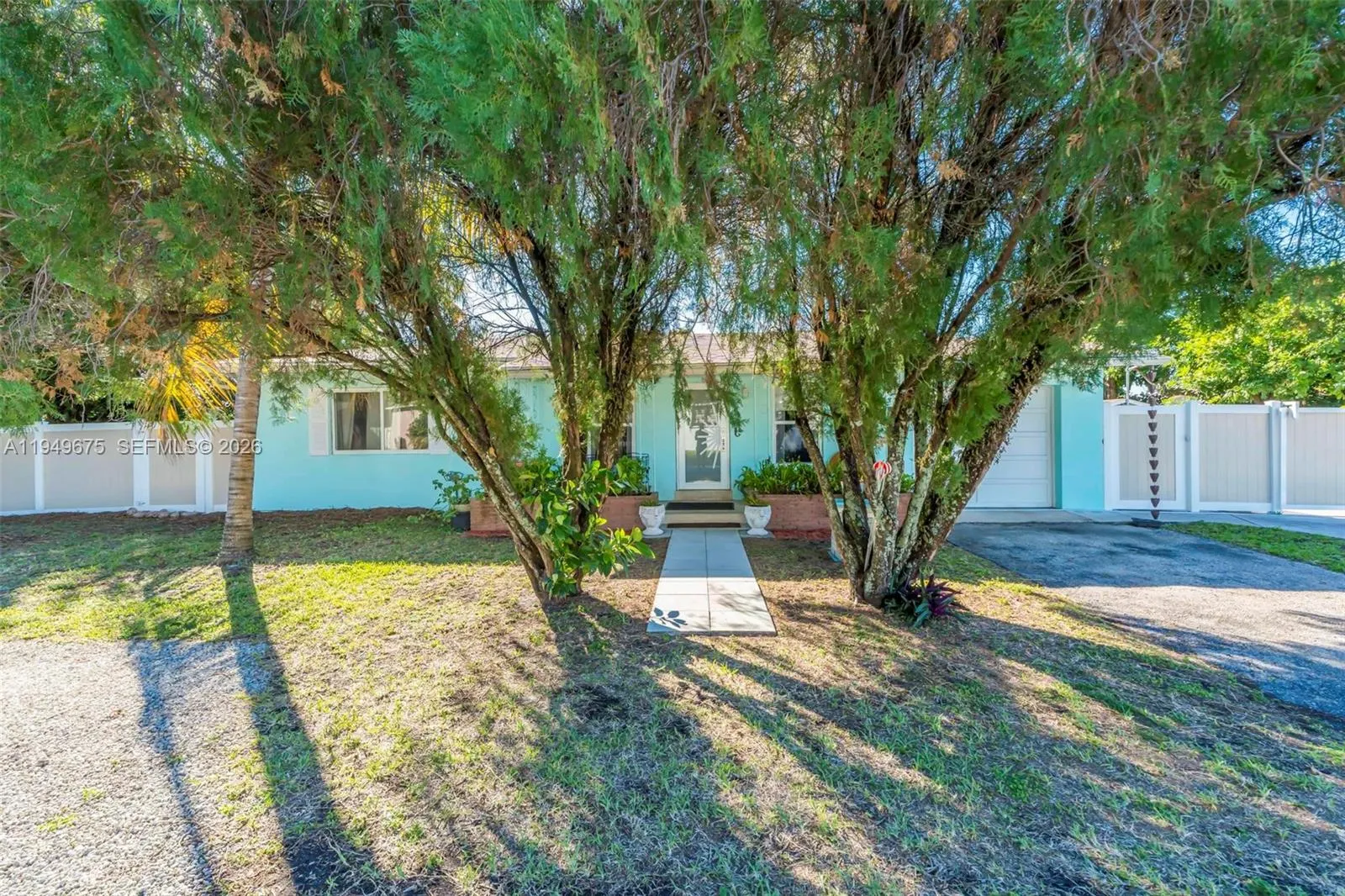 2320 Funston St, Hollywood FL 33020