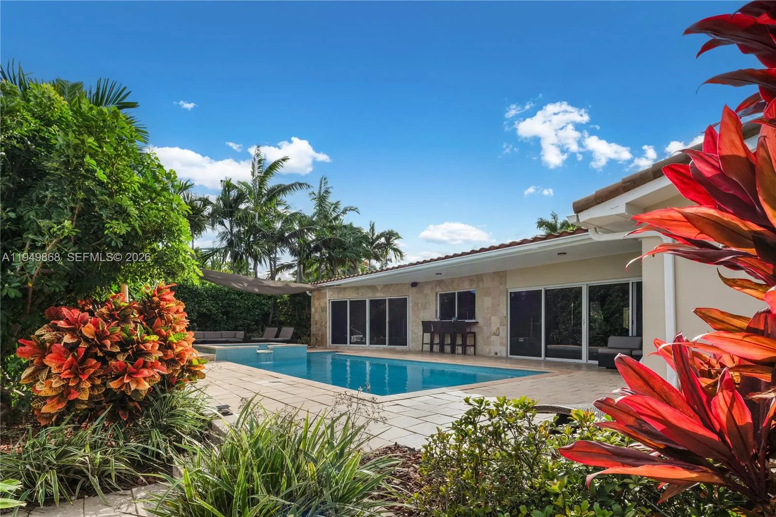 1155 S Biscayne Point Rd, Miami Beach FL 33141