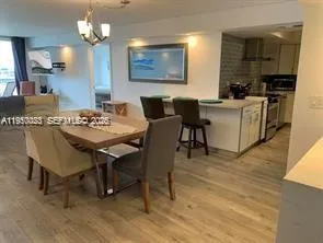 6039 Collins Ave # 1131, Miami Beach FL 33140