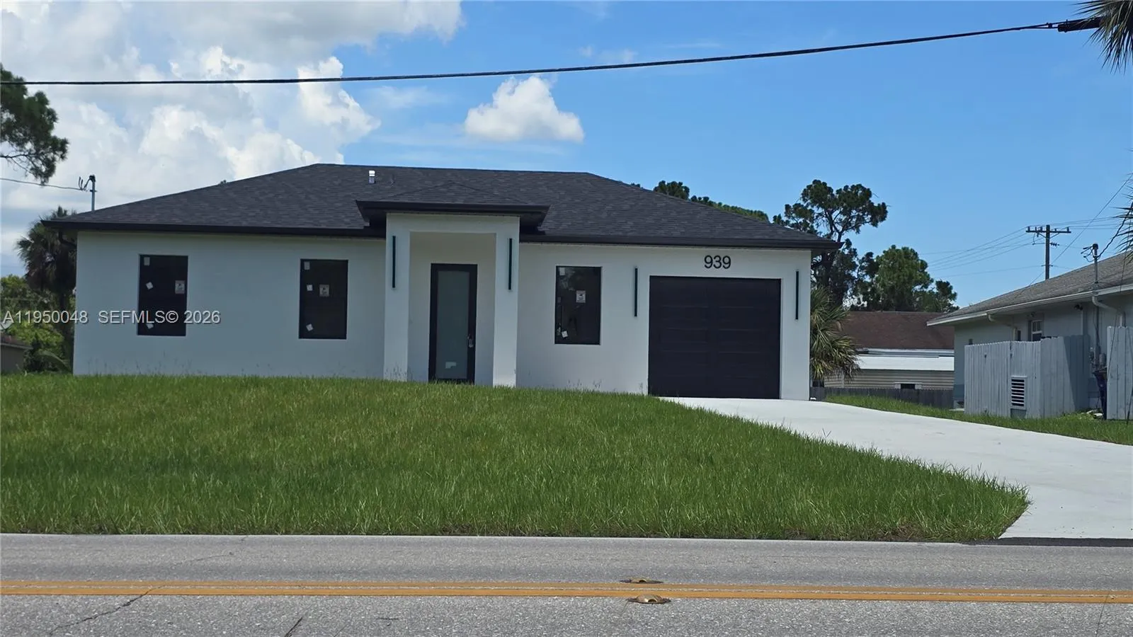 3 bedroom 3 bath for sale at 939 SENTINELA BLVD, Lehigh Acres FL 33974