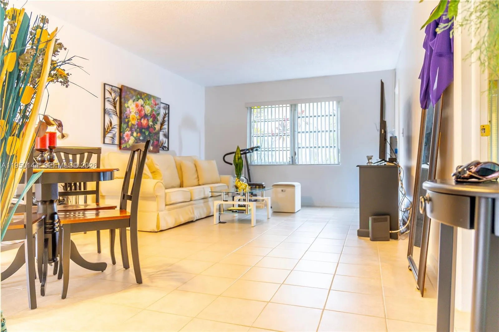 351 Cambridge Rd # 107, Hollywood FL 33024