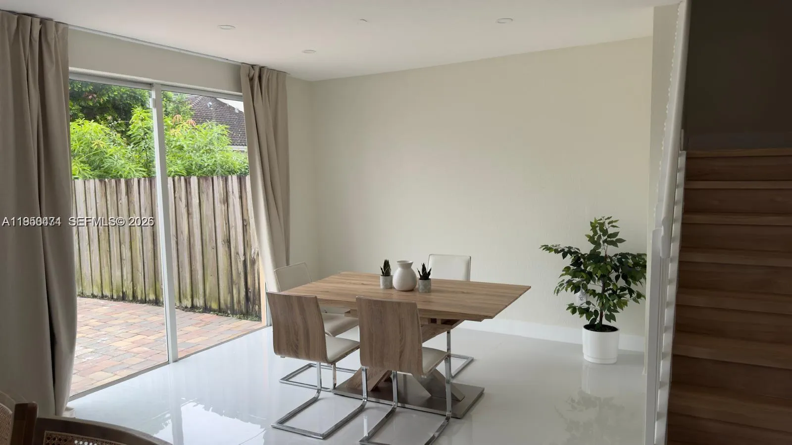 949 NE 42nd Ave, Homestead FL 33033