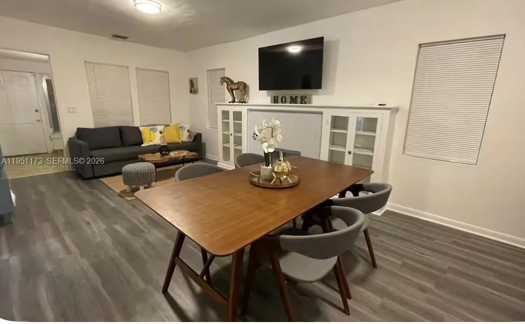 2993 SW 16th Ter, Miami FL 33145