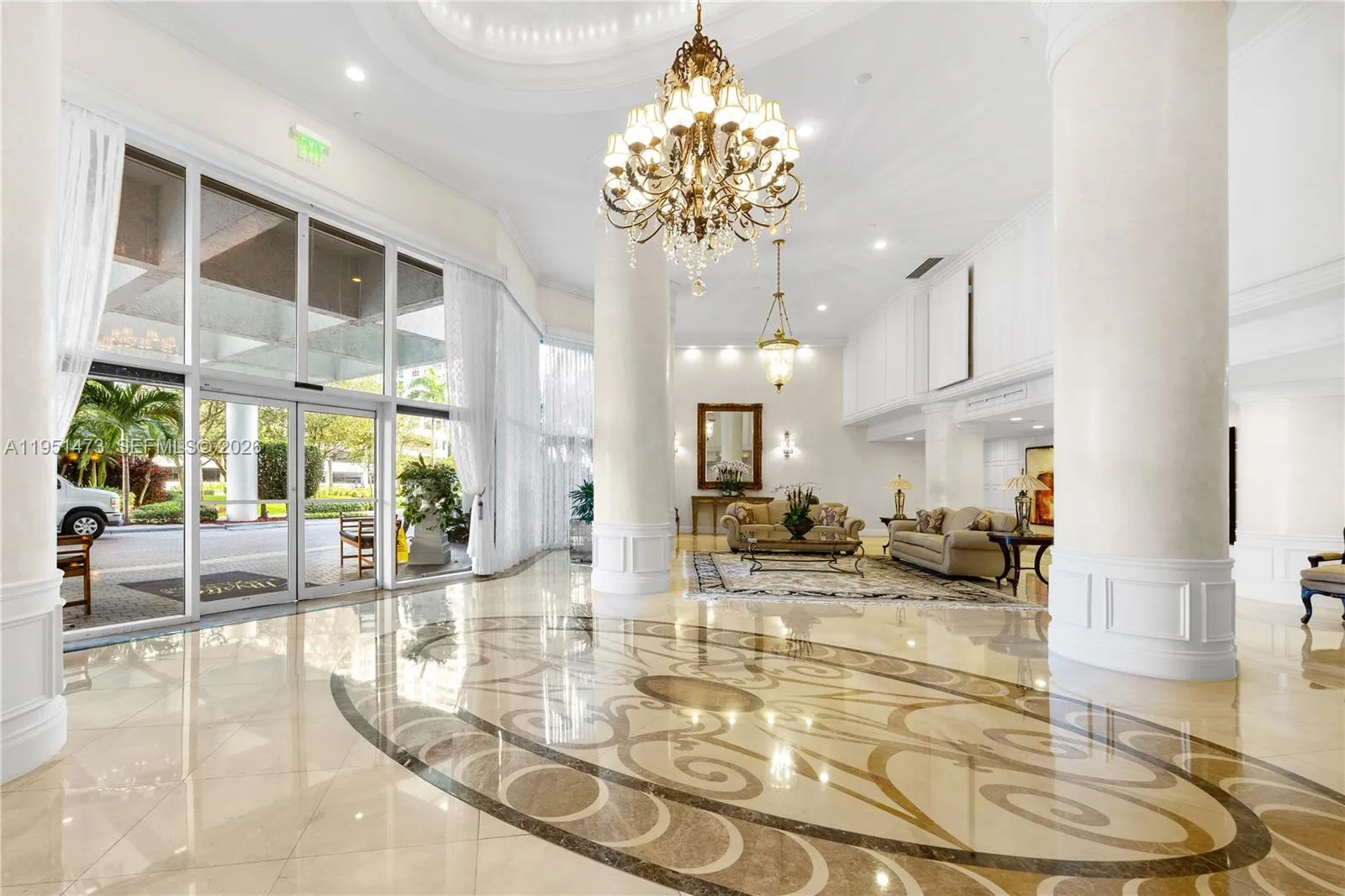 2 bedroom 2 bath for sale at 3530 Mystic Pointe Dr # 1206, Aventura FL 33180