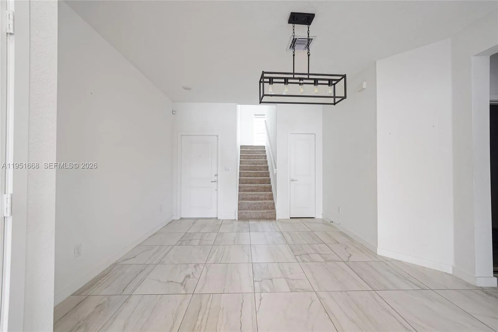 767 SE 18th St, Homestead FL 33034