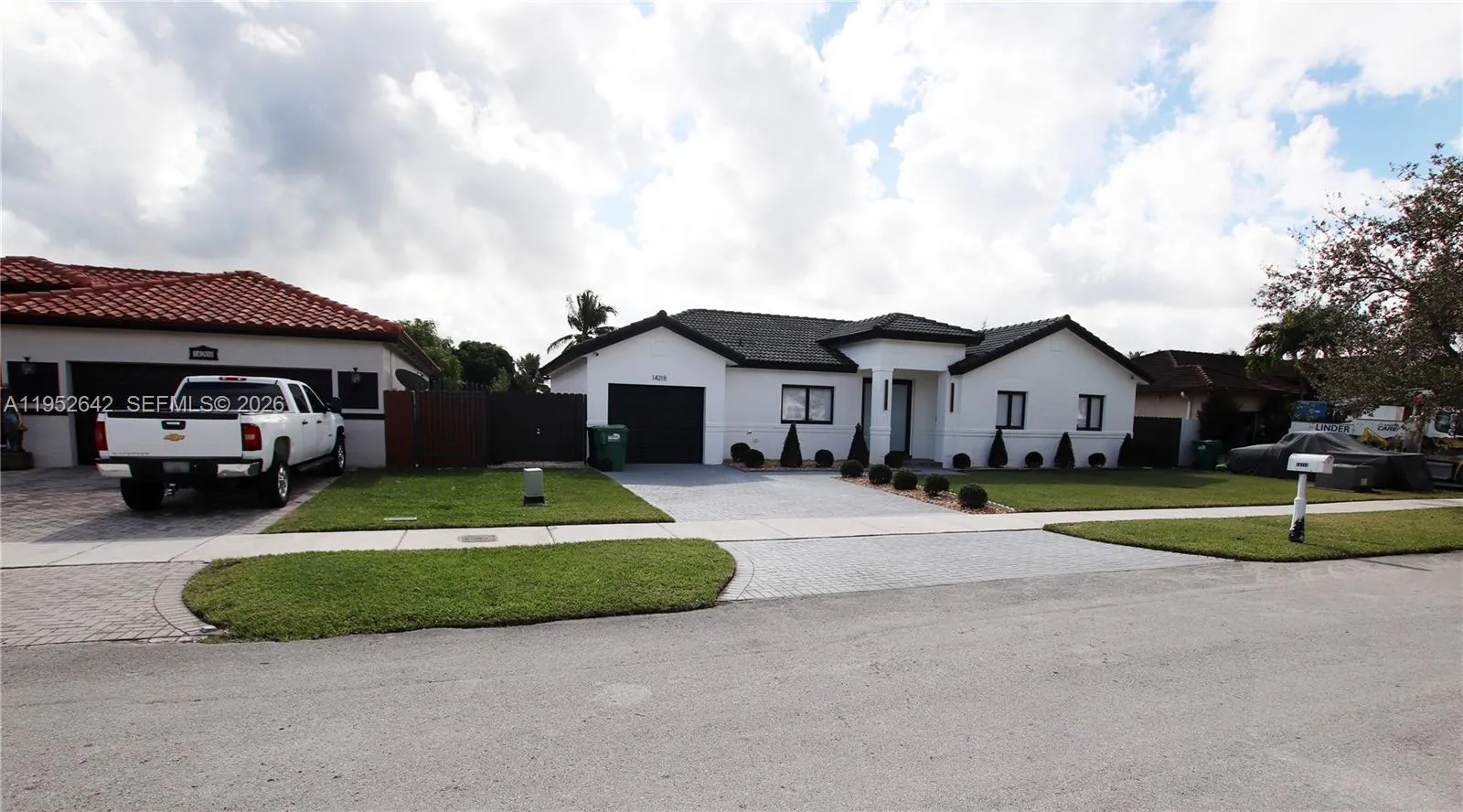 14218 SW 291st St, Homestead FL 33033