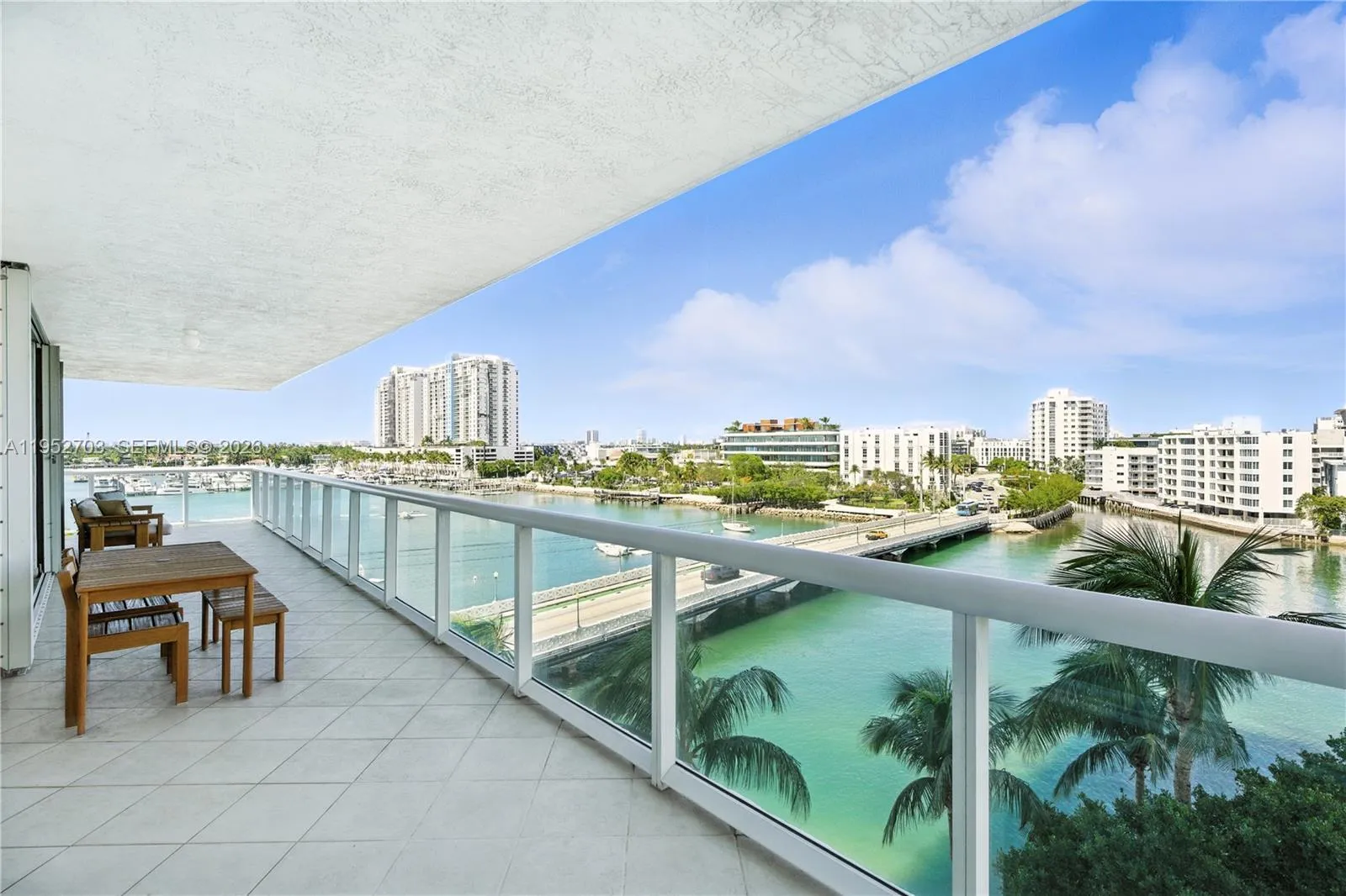 10 Venetian Way # 604, Miami Beach FL 33139