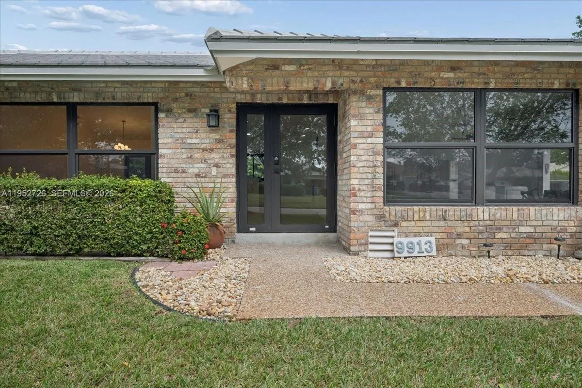 9913 SW 1st Ct, Coral Springs FL 33071