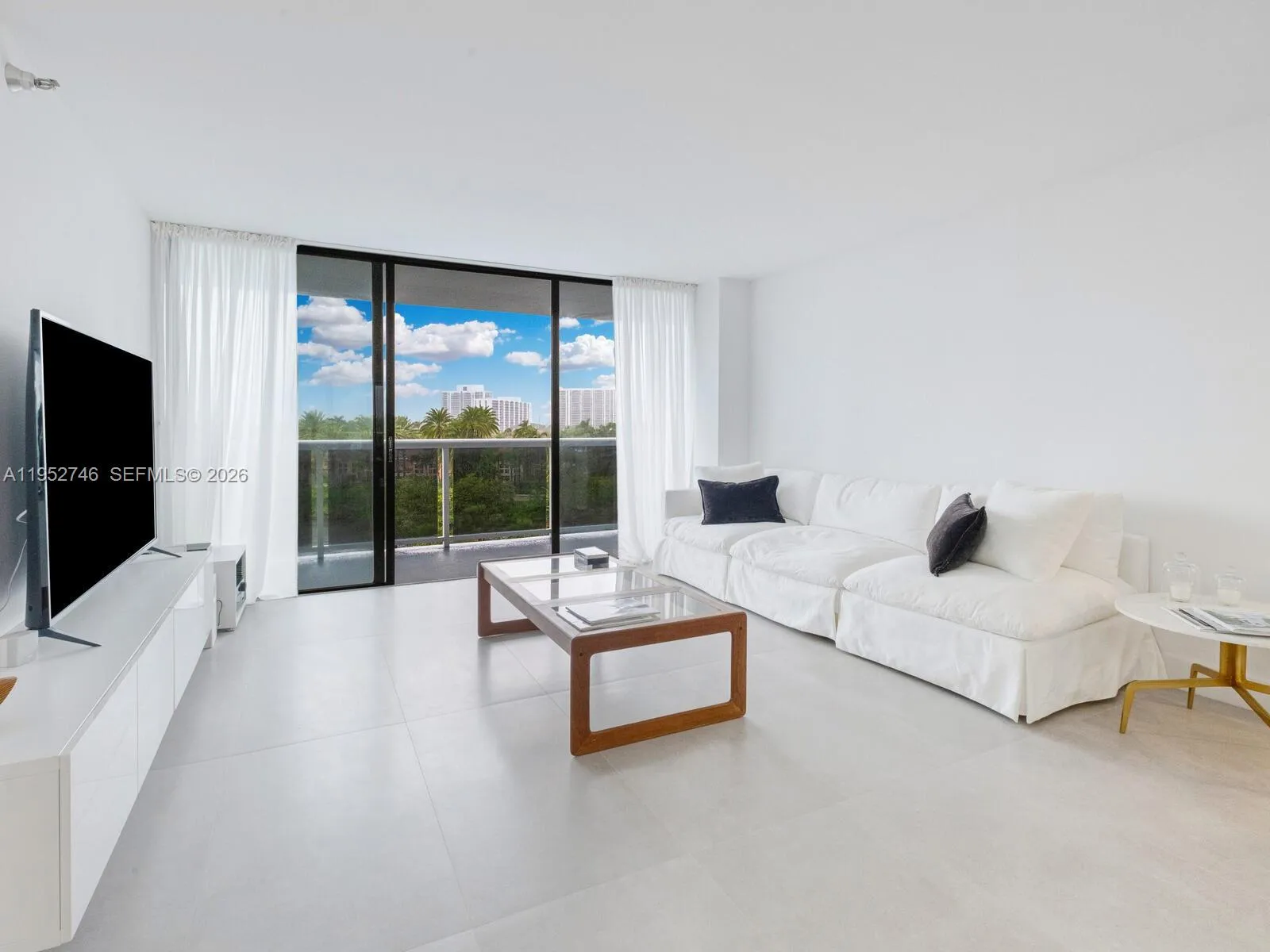 20505 E Country Club Dr # 531, Aventura FL 33180