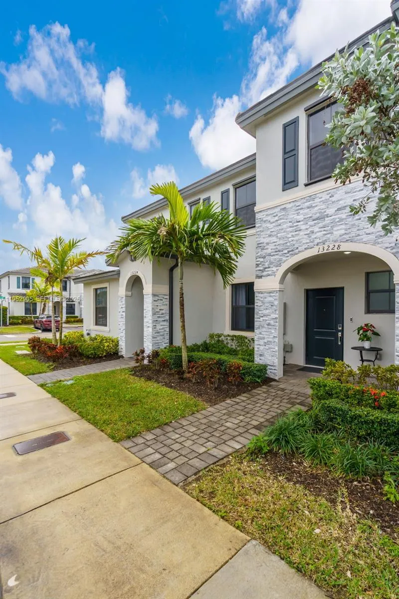 13228 SW 286th St, Homestead FL 33033
