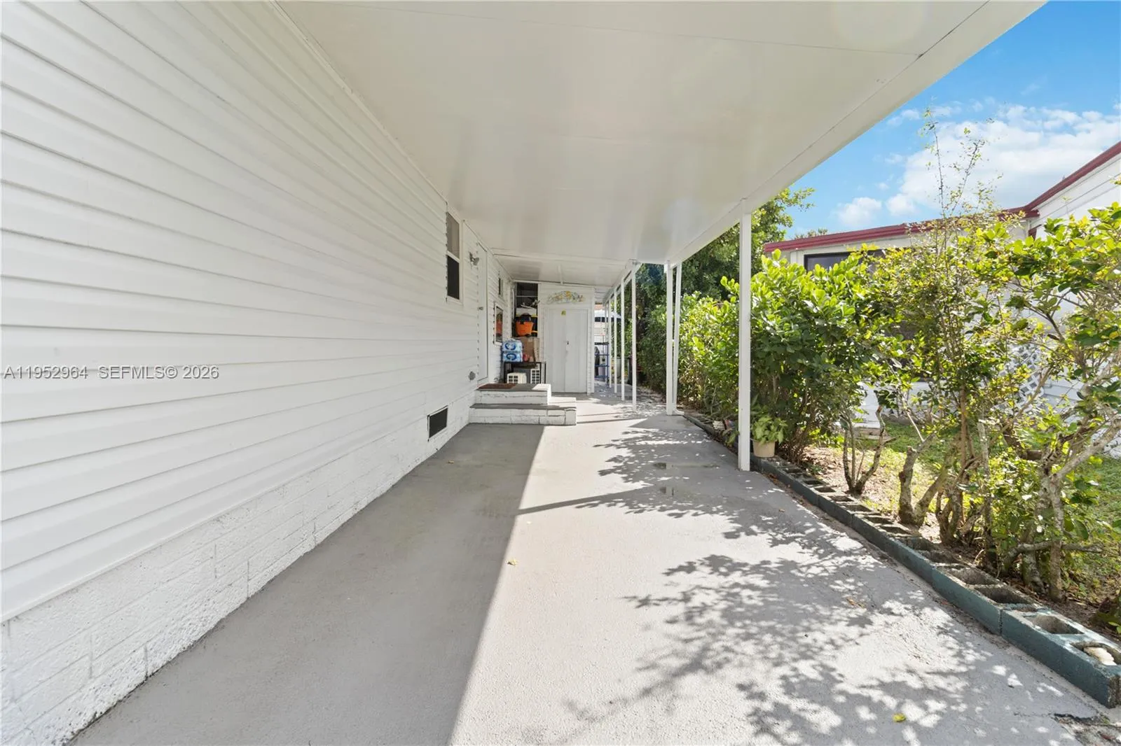 5720 SW Cypress Dr, Dania Beach FL 33312