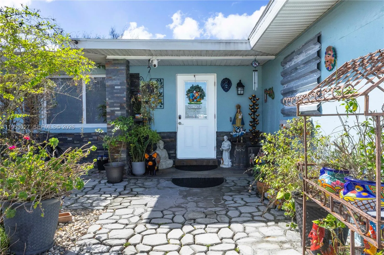 4 bedroom 2 bath for sale at 1526 NE 4th Terrace, Cape Coral FL 33909