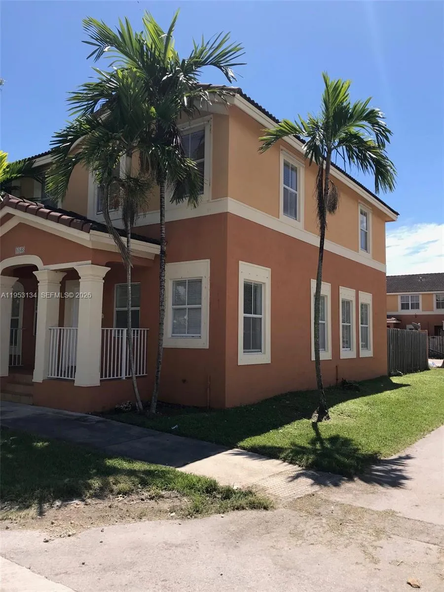 10848 SW 243rd St, Homestead FL 33032