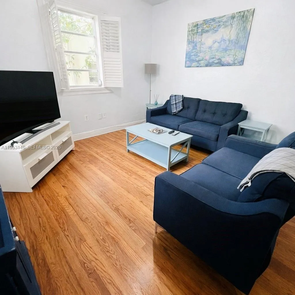 928 Euclid Ave # 6, Miami Beach FL 33139