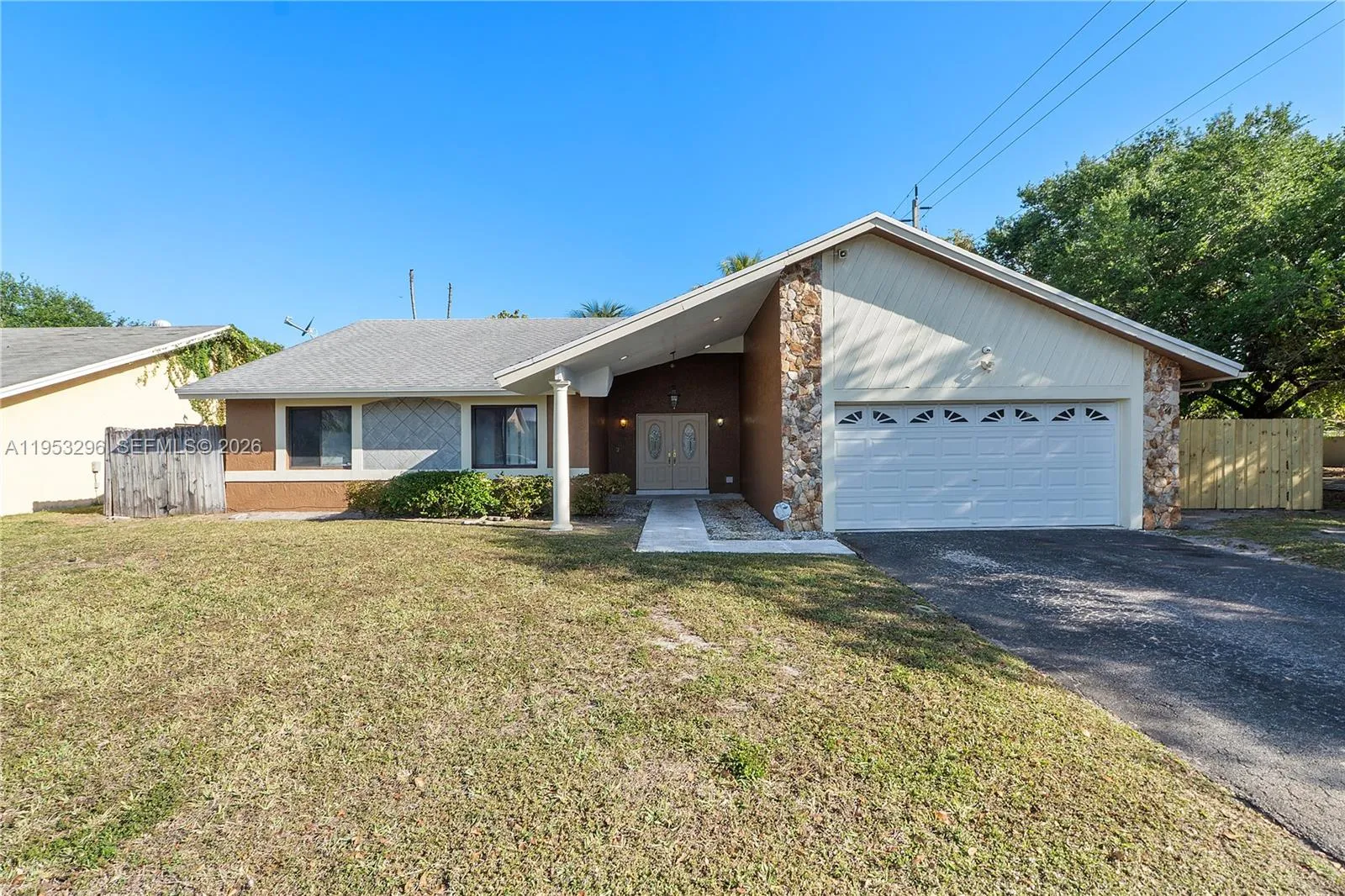 3 bedroom 2 bath for sale at 8201 NW 53rd St, Lauderhill FL 33351