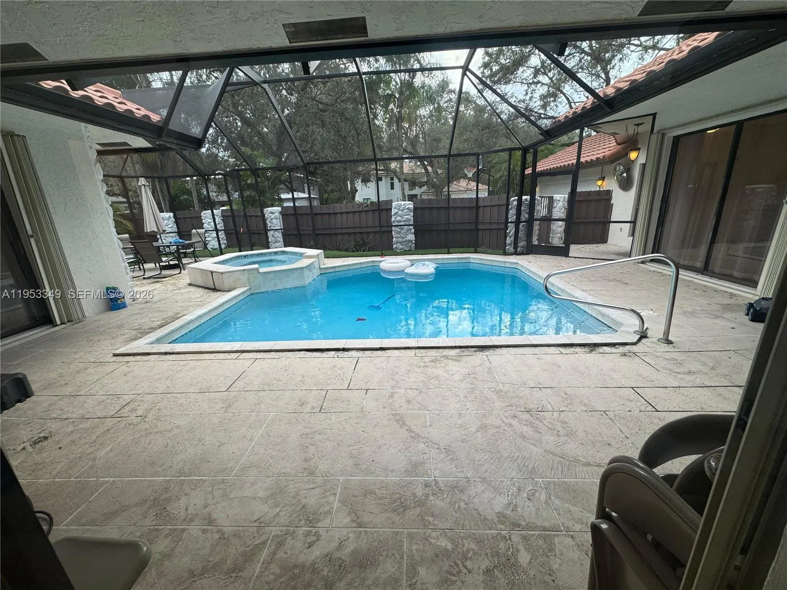 3911 SW 56th Ct, Dania Beach FL 33312