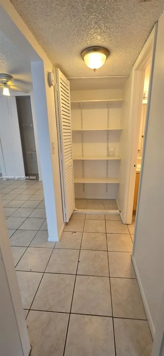 405 S Pine Island Rd # 202D, Plantation FL 33324