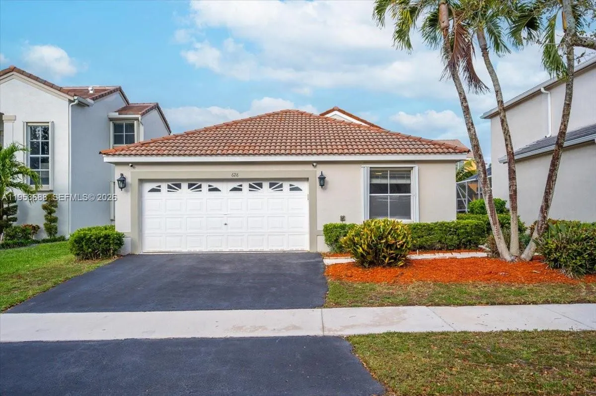 3 bedroom 2 bath for sale at 628 Stanton Dr, Weston FL 33326