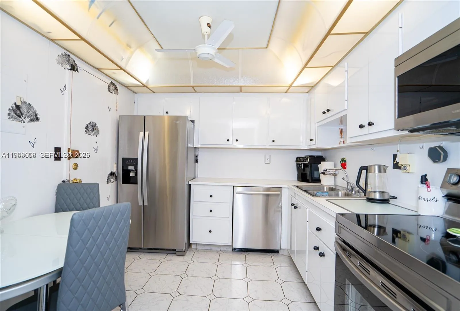 1833 S Ocean Dr # 1103, Hallandale Beach FL 33009