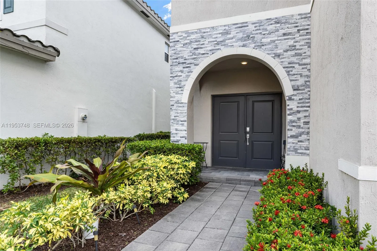 1388 SE 27th Ter, Homestead FL 33035