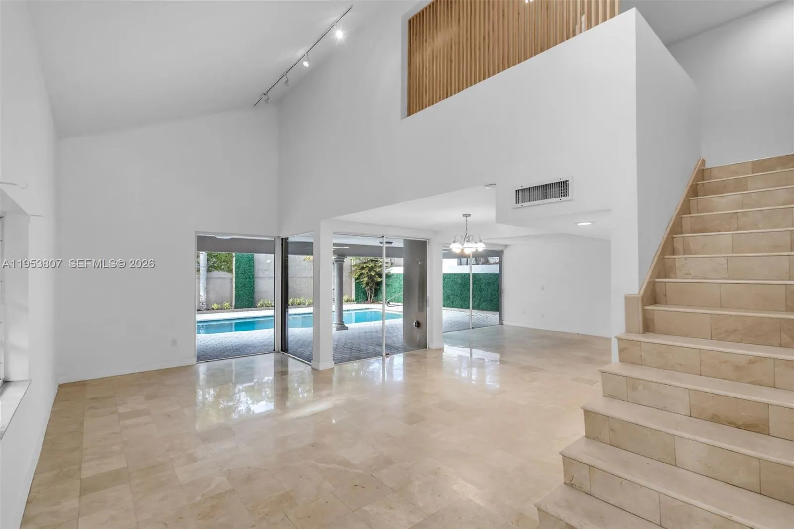 1769 Wa Kee Na Dr, Miami FL 33133